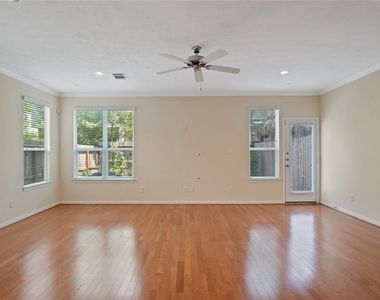 5420 Petty Street - Photo Thumbnail 4