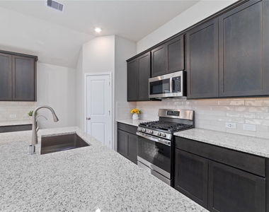 20515 Laila Manor - Photo Thumbnail 9