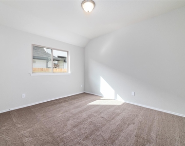 20515 Laila Manor - Photo Thumbnail 12