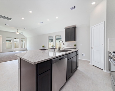 20515 Laila Manor - Photo Thumbnail 7