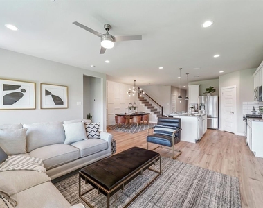 3131 Langley Bend Lane - Photo Thumbnail 9