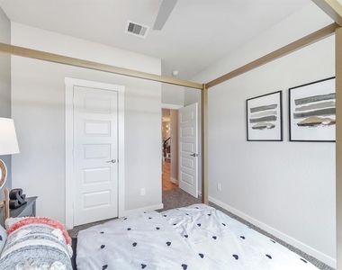 3131 Langley Bend Lane - Photo Thumbnail 15