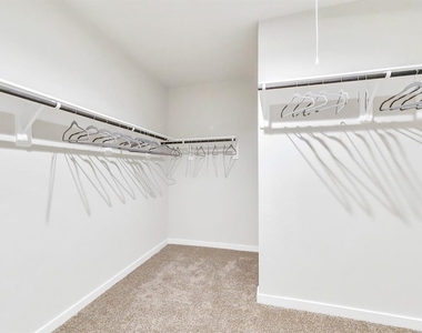 3131 Langley Bend Lane - Photo Thumbnail 13