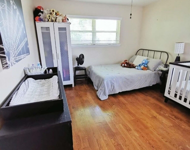 5118 Lymbar Drive - Photo Thumbnail 22