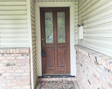 5118 Lymbar Drive - Photo Thumbnail 4