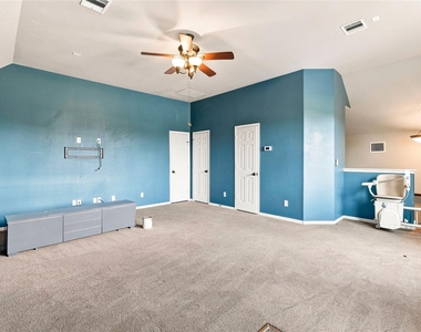 17915 Creek Bluff Lane - Photo Thumbnail 36