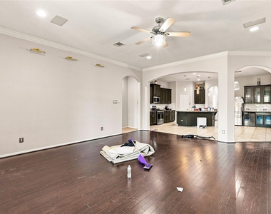 17915 Creek Bluff Lane - Photo Thumbnail 26