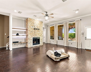 17915 Creek Bluff Lane - Photo Thumbnail 25