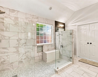 17915 Creek Bluff Lane - Photo Thumbnail 31