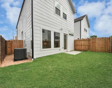 4011 Boho Lane - Photo Thumbnail 20