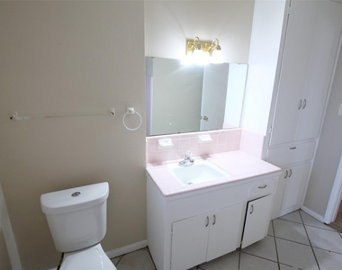 6118 Rietta Street - Photo Thumbnail 19