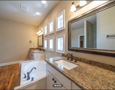 5523 Kansas Street - Photo Thumbnail 13
