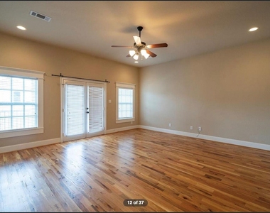 5523 Kansas Street - Photo Thumbnail 10