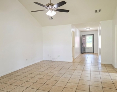 18962 Ranchcrest Drive - Photo Thumbnail 10
