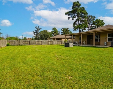 18962 Ranchcrest Drive - Photo Thumbnail 47