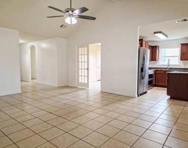 18962 Ranchcrest Drive - Photo Thumbnail 15