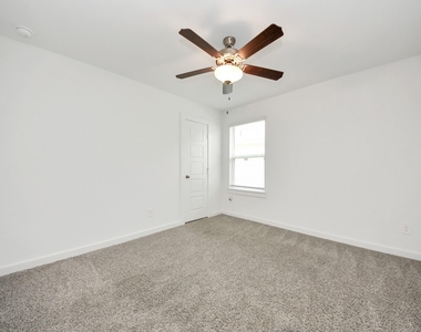 8614 Shumard Oak Drive - Photo Thumbnail 23
