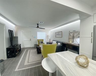1801 Huldy St Street - Photo Thumbnail 4