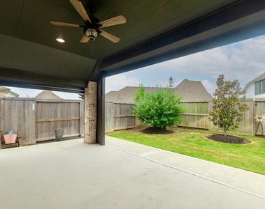 30103 Aralia Drive - Photo Thumbnail 27