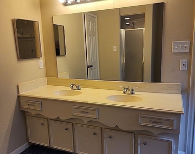 22714 Bayou Elm Drive - Photo Thumbnail 13