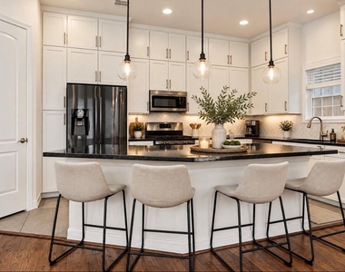1531 Woodbend Park W - Photo Thumbnail 4