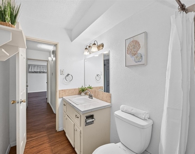 7714 Renwick Drive - Photo Thumbnail 23