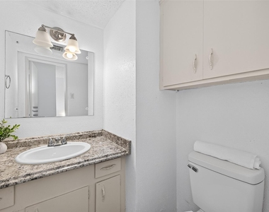 7714 Renwick Drive - Photo Thumbnail 18