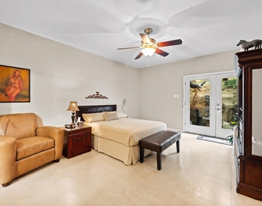 1820 Palm Street - Photo Thumbnail 12