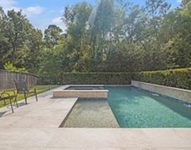 206 Liatris Court - Photo Thumbnail 19