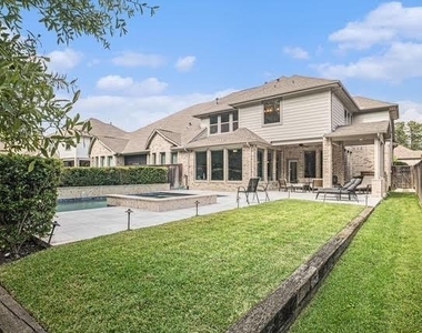 206 Liatris Court - Photo Thumbnail 22