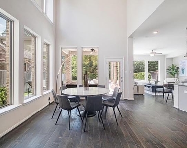 206 Liatris Court - Photo Thumbnail 3