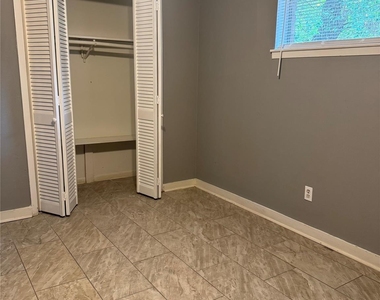 604 Wilson Road - Photo Thumbnail 11