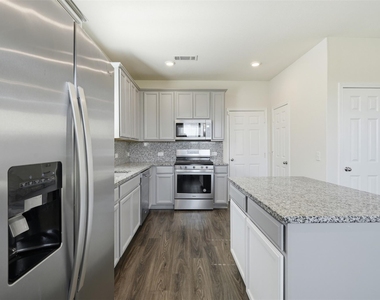 25626 Pannier Place - Photo Thumbnail 10