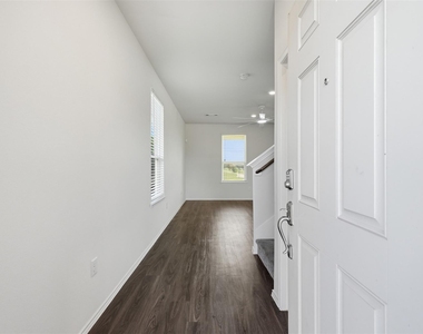 25626 Pannier Place - Photo Thumbnail 3