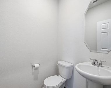 25626 Pannier Place - Photo Thumbnail 4