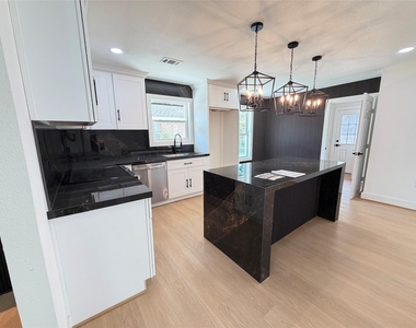 5642 Warm Springs Road - Photo Thumbnail 2