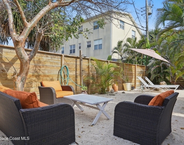 1381 S Orlando Avenue - Photo Thumbnail 5