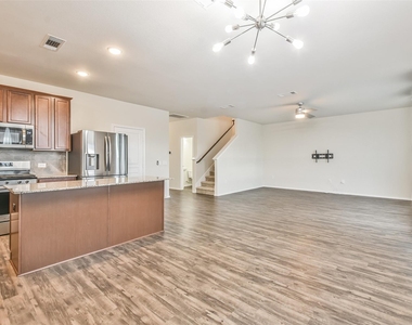 5047 Royal Amber Lane - Photo Thumbnail 16