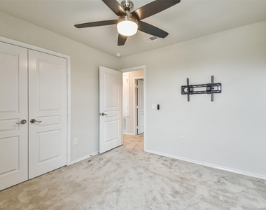 5047 Royal Amber Lane - Photo Thumbnail 38