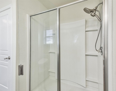5047 Royal Amber Lane - Photo Thumbnail 31
