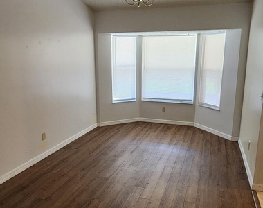 1660 Wake Forest Road Nw - Photo Thumbnail 7