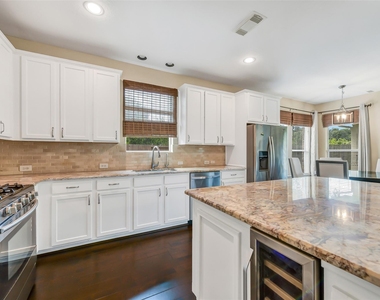11003 N Auden Circle - Photo Thumbnail 10