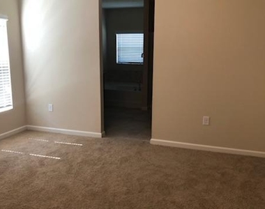 1804 Musgrass Circle - Photo Thumbnail 18