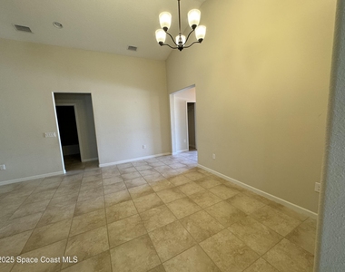 1804 Musgrass Circle - Photo Thumbnail 11