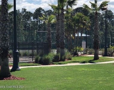 1804 Musgrass Circle - Photo Thumbnail 31