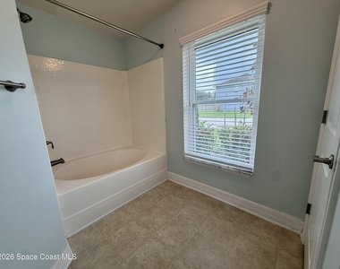 4210 Aria Drive - Photo Thumbnail 16