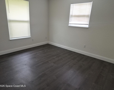 1019 Arkansas Avenue Se - Photo Thumbnail 10
