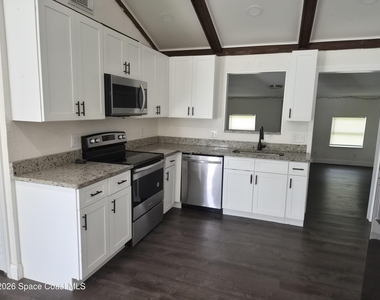 1019 Arkansas Avenue Se - Photo Thumbnail 14