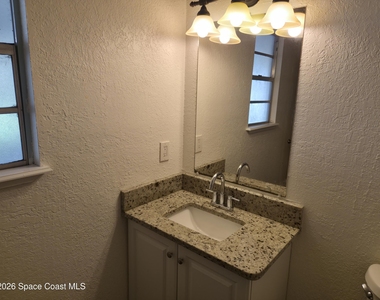 1019 Arkansas Avenue Se - Photo Thumbnail 6