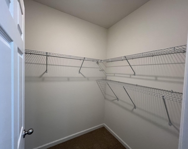 1110 Newton Circle - Photo Thumbnail 11